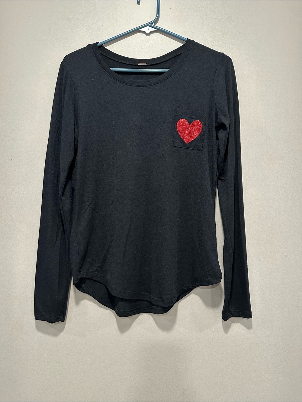 Poof! NY Black Long Sleeve Valentine Vodka Graphic Tee Shirt - EUC Large